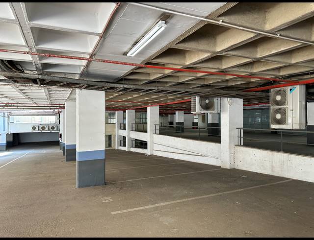 8,514M² OFFICE TO LET IN SANDTON CENTRAL